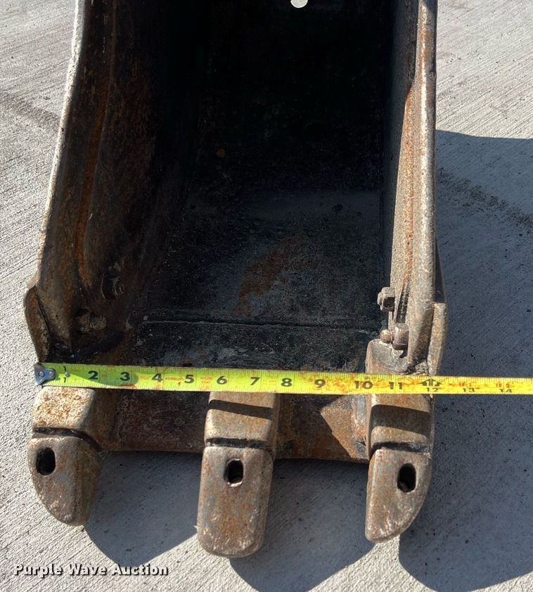 image for item DS3122 2014 Bobcat E42 mini excavator