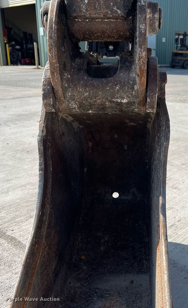 image for item DS3122 2014 Bobcat E42 mini excavator