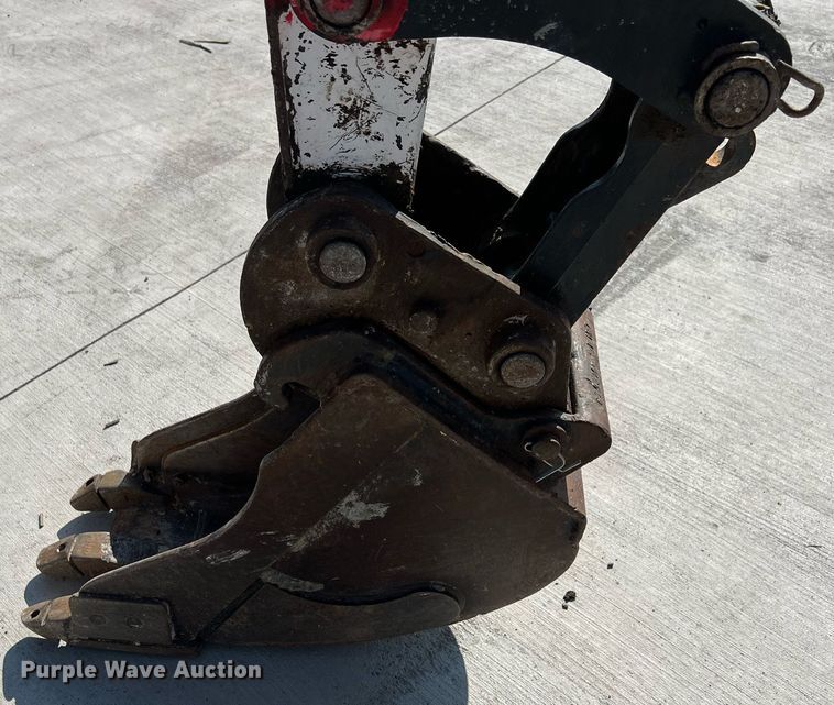 image for item DS3122 2014 Bobcat E42 mini excavator