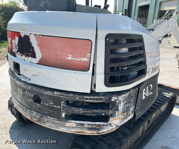 image for item DS3122 2014 Bobcat E42 mini excavator