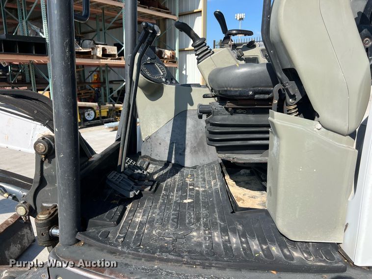 image for item DS3122 2014 Bobcat E42 mini excavator