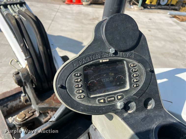 image for item DS3122 2014 Bobcat E42 mini excavator