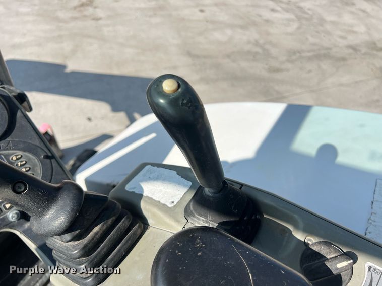 image for item DS3122 2014 Bobcat E42 mini excavator