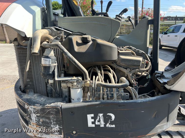 image for item DS3122 2014 Bobcat E42 mini excavator