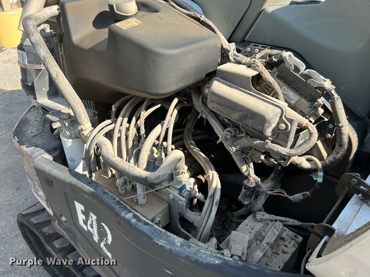 image for item DS3122 2014 Bobcat E42 mini excavator