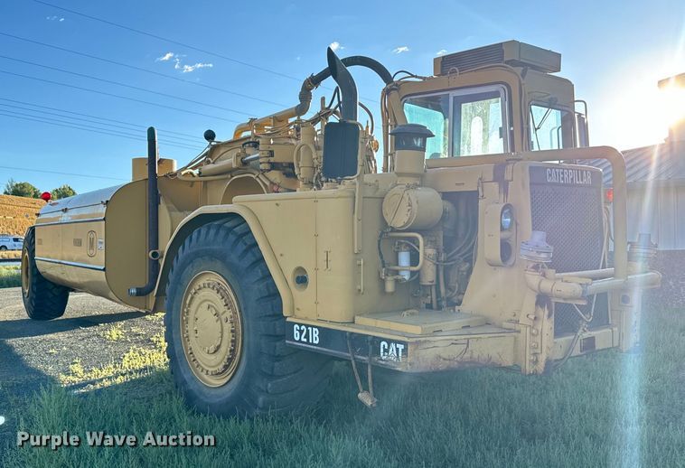 image for item DS4728 1980 Caterpillar 621B water wagon