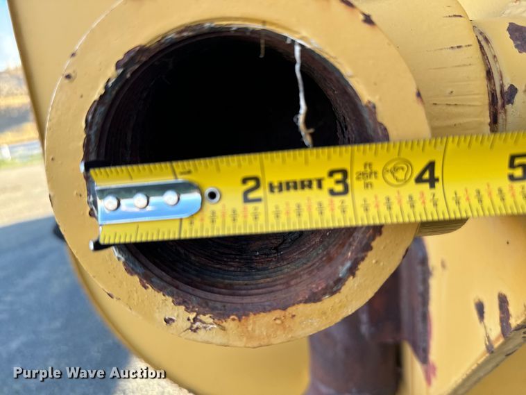 image for item DS4728 1980 Caterpillar 621B water wagon