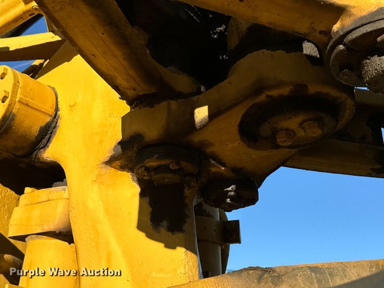 image for item DS4728 1980 Caterpillar 621B water wagon