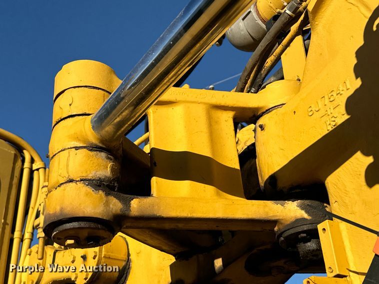 image for item DS4728 1980 Caterpillar 621B water wagon