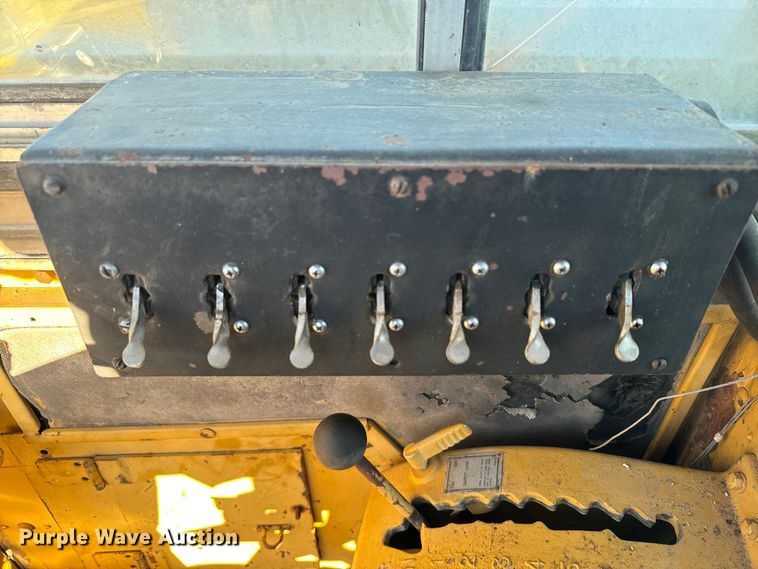 image for item DS4728 1980 Caterpillar 621B water wagon