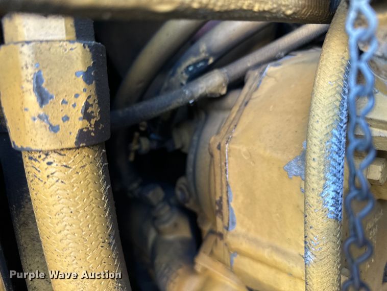 image for item DS4728 1980 Caterpillar 621B water wagon