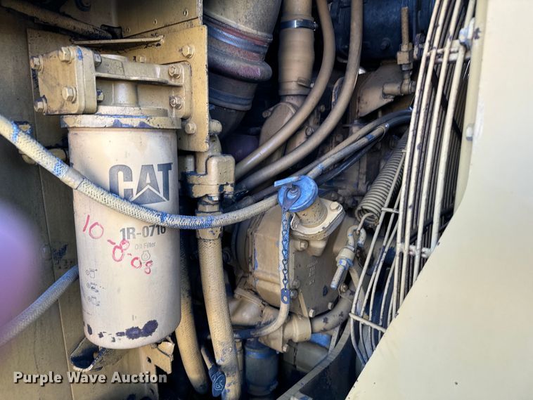 image for item DS4728 1980 Caterpillar 621B water wagon