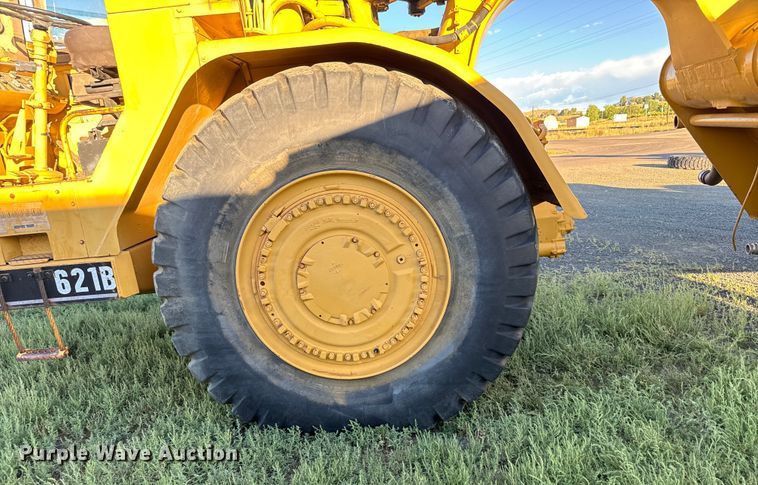 image for item DS4728 1980 Caterpillar 621B water wagon