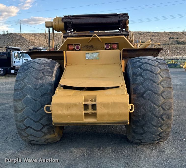 image for item DS4729 1987 Caterpillar 615 elevating scraper