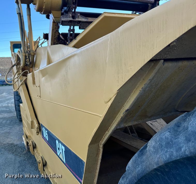 image for item DS4729 1987 Caterpillar 615 elevating scraper