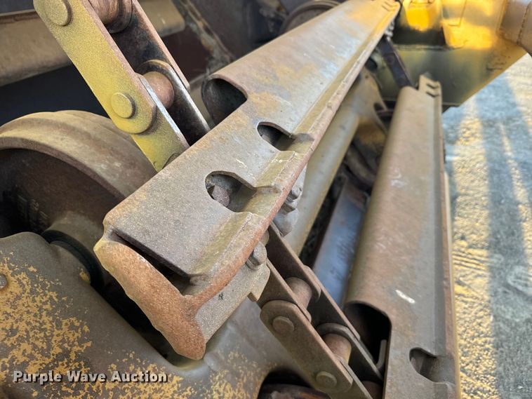 image for item DS4729 1987 Caterpillar 615 elevating scraper