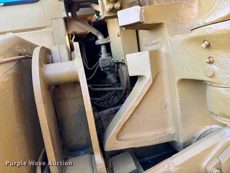 image for item DS4729 1987 Caterpillar 615 elevating scraper