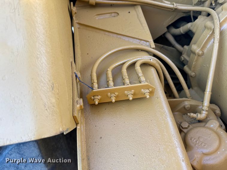 image for item DS4729 1987 Caterpillar 615 elevating scraper