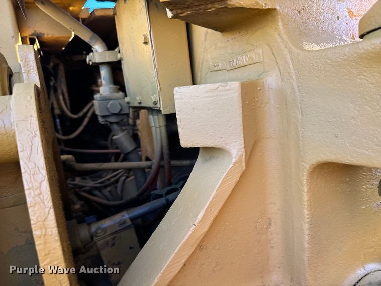 image for item DS4729 1987 Caterpillar 615 elevating scraper