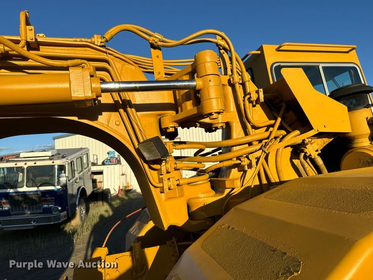image for item DS4729 1987 Caterpillar 615 elevating scraper