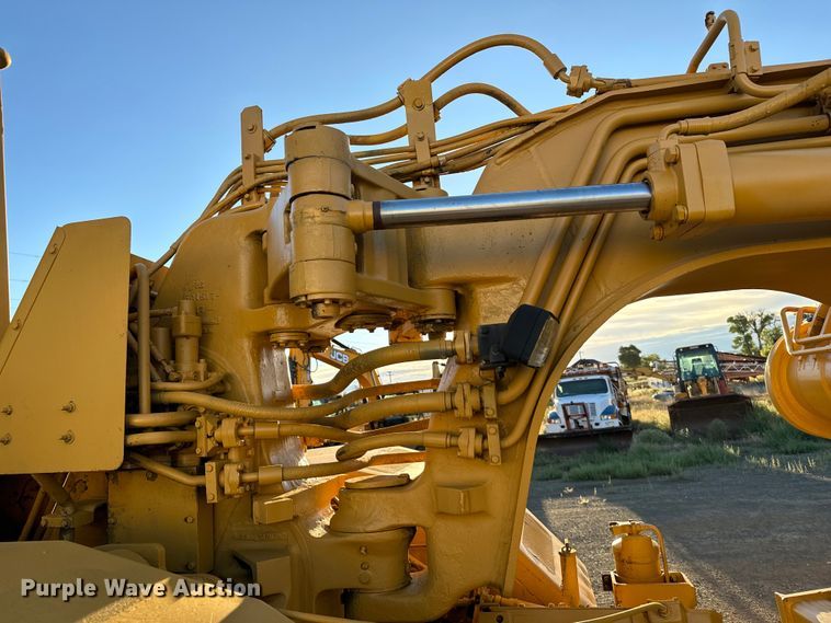 image for item DS4729 1987 Caterpillar 615 elevating scraper