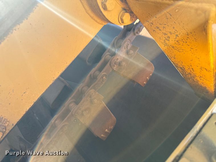 image for item DS4729 1987 Caterpillar 615 elevating scraper