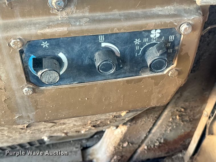 image for item DS4729 1987 Caterpillar 615 elevating scraper