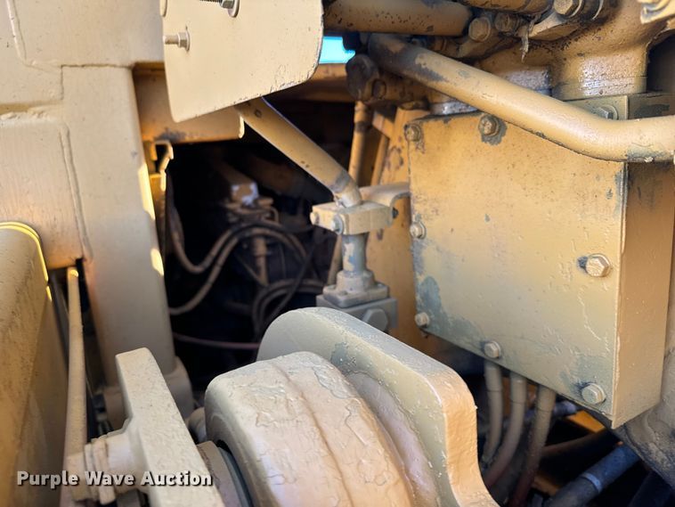 image for item DS4729 1987 Caterpillar 615 elevating scraper