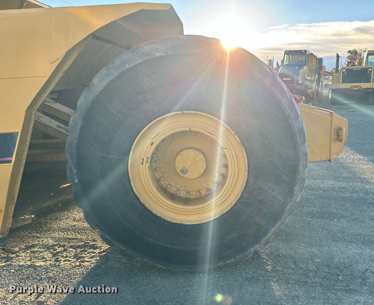 image for item DS4729 1987 Caterpillar 615 elevating scraper