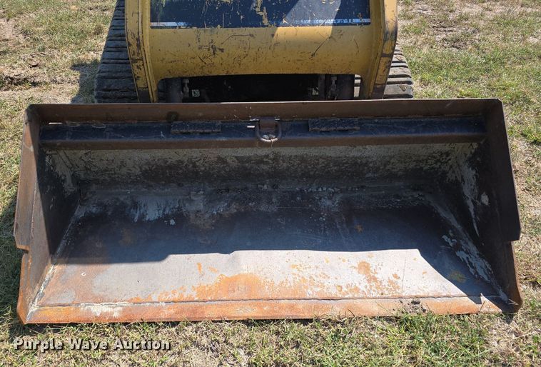 image for item DS4791 2004 Caterpillar 257B tracked skid steer loader