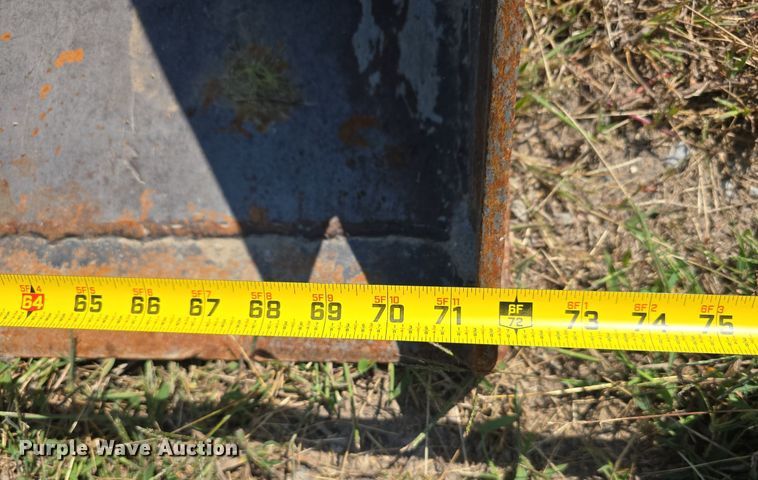 image for item DS4791 2004 Caterpillar 257B tracked skid steer loader