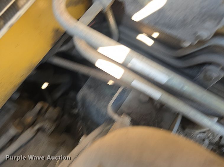 image for item DS4791 2004 Caterpillar 257B tracked skid steer loader