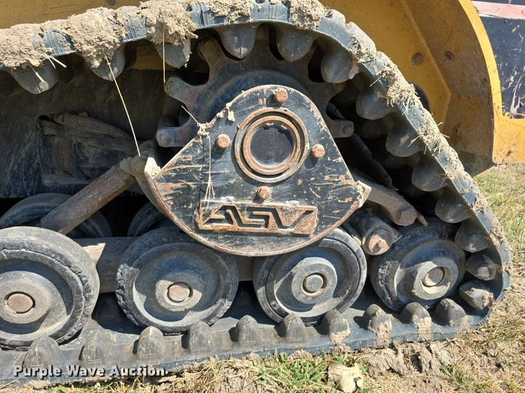 image for item DS4791 2004 Caterpillar 257B tracked skid steer loader