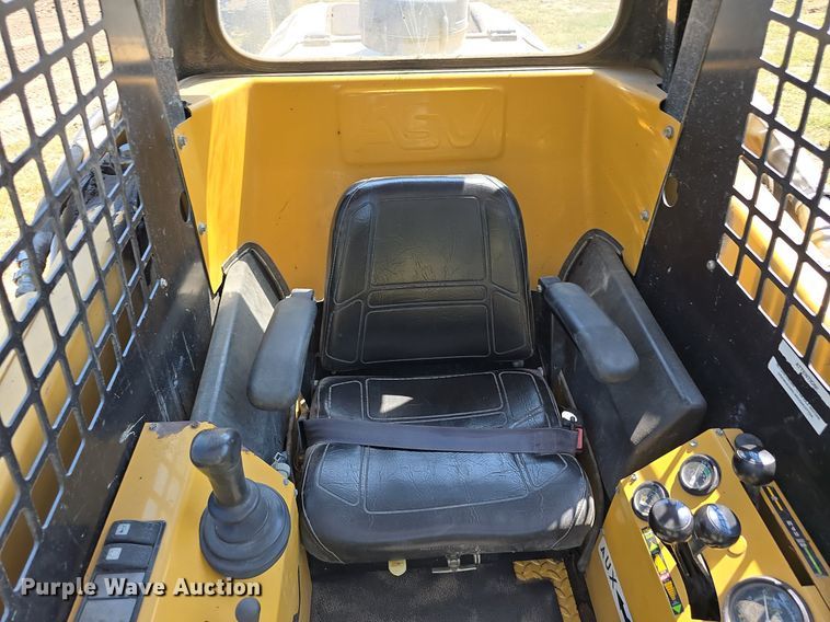 image for item DS4792 2000 ASV Posi-Track 4810 tracked skid steer loader