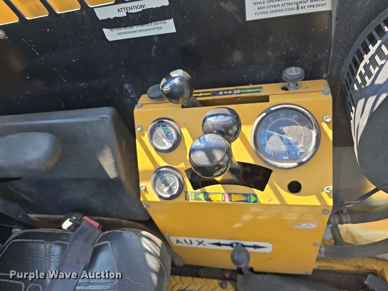 image for item DS4792 2000 ASV Posi-Track 4810 tracked skid steer loader