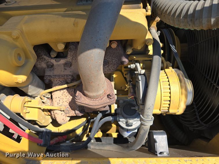 image for item DS4792 2000 ASV Posi-Track 4810 tracked skid steer loader