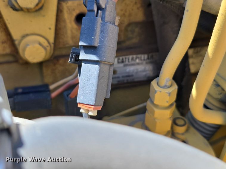 image for item DS4792 2000 ASV Posi-Track 4810 tracked skid steer loader