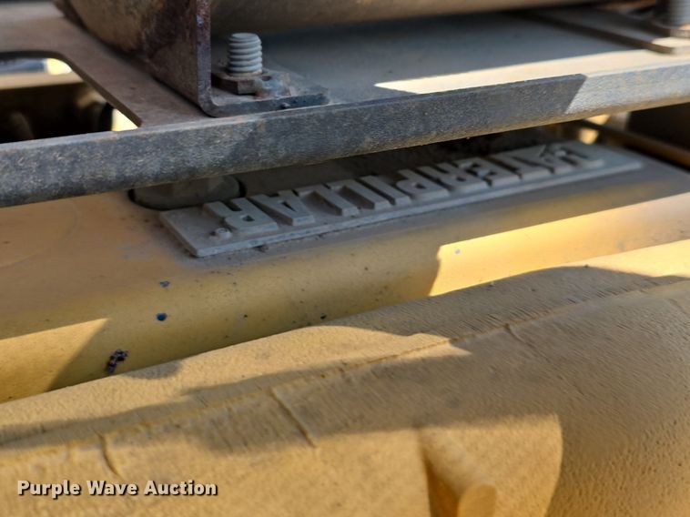 image for item DS4792 2000 ASV Posi-Track 4810 tracked skid steer loader