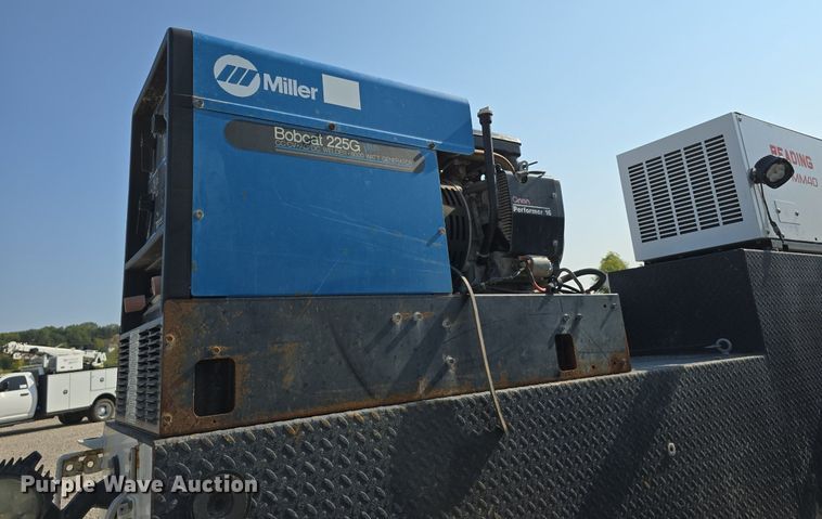 image for item DS4832 2019 Dodge Ram 5500HD utility / service truck