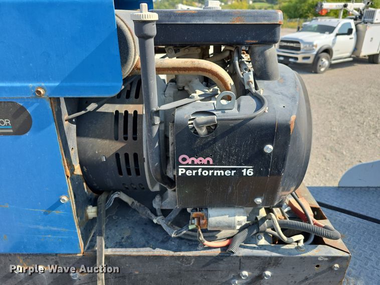 image for item DS4832 2019 Dodge Ram 5500HD utility / service truck