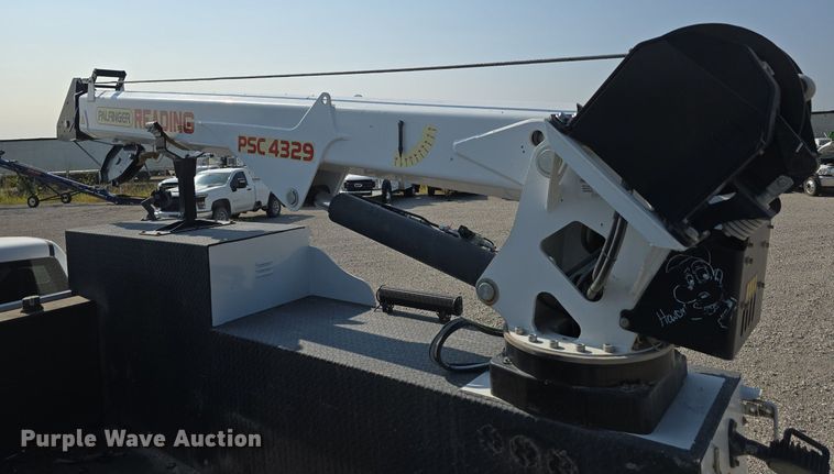 image for item DS4832 2019 Dodge Ram 5500HD utility / service truck