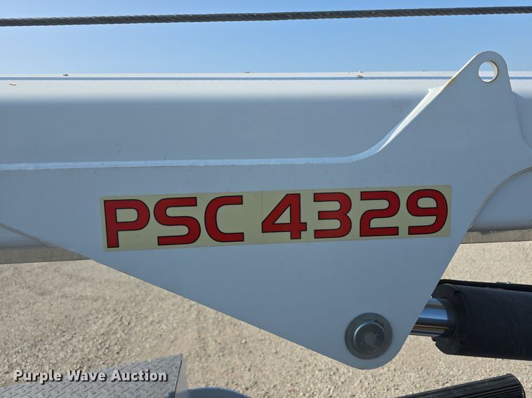 image for item DS4832 2019 Dodge Ram 5500HD utility / service truck