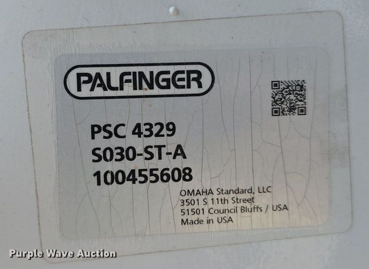 image for item DS4832 2019 Dodge Ram 5500HD utility / service truck