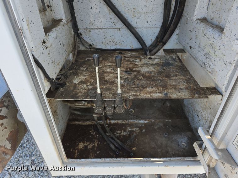 image for item DS4832 2019 Dodge Ram 5500HD utility / service truck