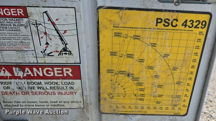 image for item DS4832 2019 Dodge Ram 5500HD utility / service truck