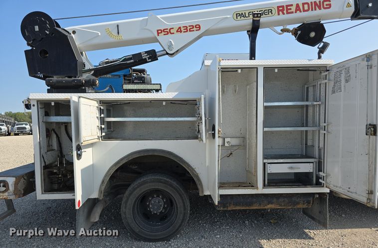 image for item DS4832 2019 Dodge Ram 5500HD utility / service truck