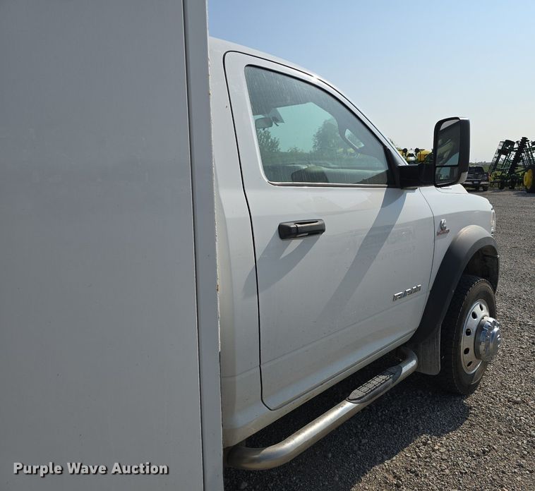 image for item DS4832 2019 Dodge Ram 5500HD utility / service truck
