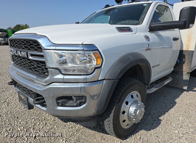 image for item DS4832 2019 Dodge Ram 5500HD utility / service truck