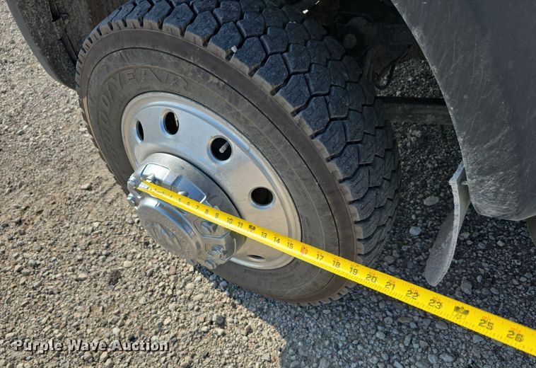 image for item DS4832 2019 Dodge Ram 5500HD utility / service truck