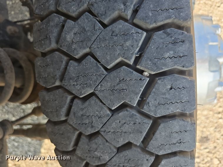 image for item DS4832 2019 Dodge Ram 5500HD utility / service truck